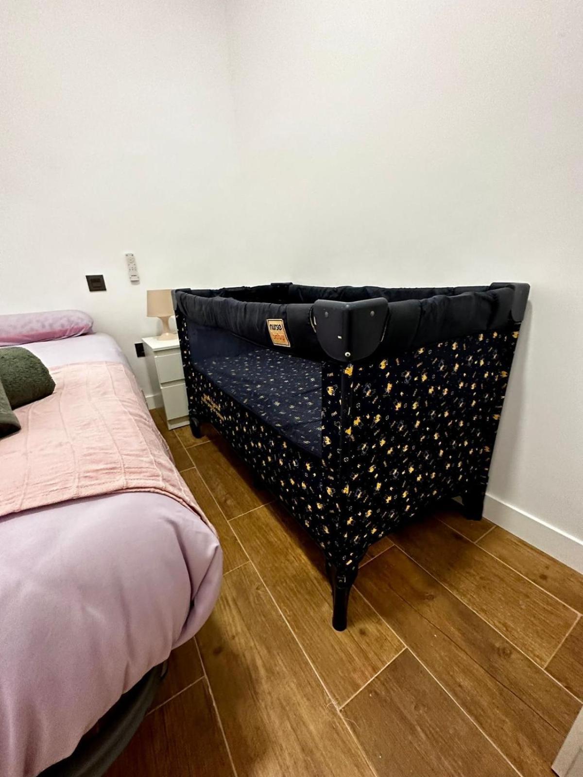 Love Fuencarral Apartment Madrid Ngoại thất bức ảnh